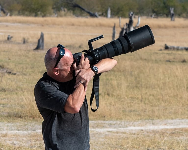 best lenses for wildlife photography 500mm f4 nikonraphing birds hand held